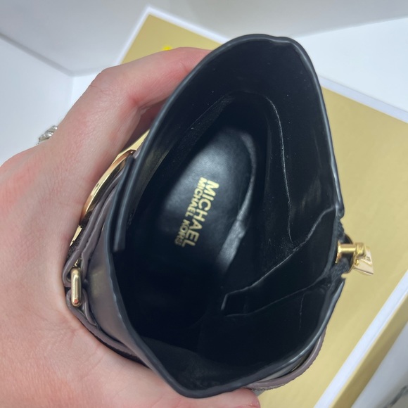 Michael Kors Harland Bootie - Picture 4 of 16